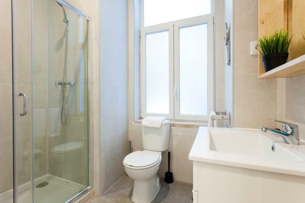 Central Downtown By Central Hill Apartments Lisboa Δωμάτιο φωτογραφία